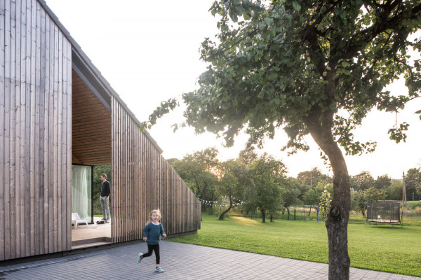 Family house in Pavilnys, © Norbert Tukaj, Photographer: Norbert Tukaj