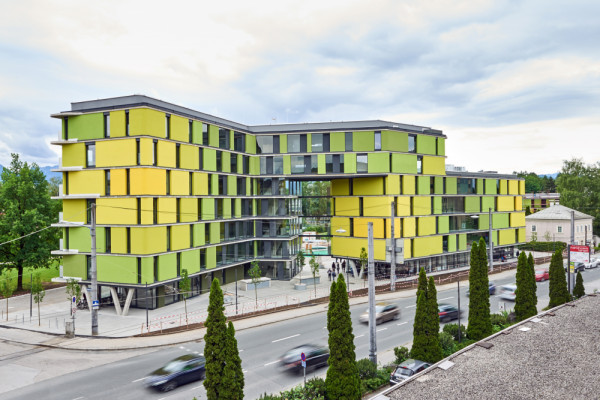 Ignaz-Harrer-Straße, © PLOV Architekten ZT GmbH, Photographer: Andreas Buchberger