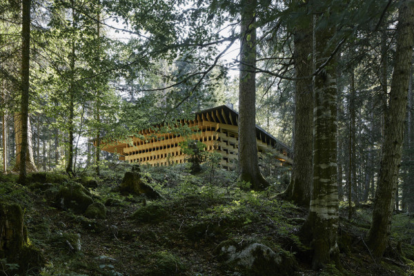 180731-21_krün_kengo-kuma-meditationsraum_schreyerdavid_klein.jpg, © STUDIO LOIS, Photographer: David Schreyer