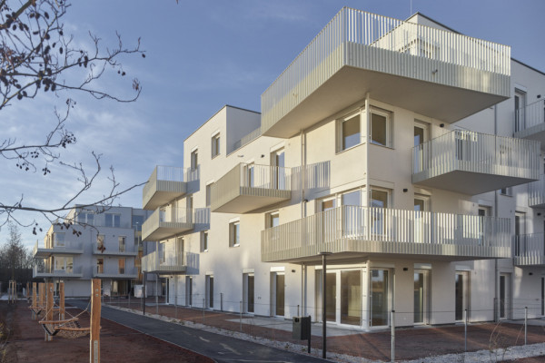 Gundi & Franz - twisted balconies, © Freimüller Söllinger Architektur, Photographer: Kurt Hoerbst