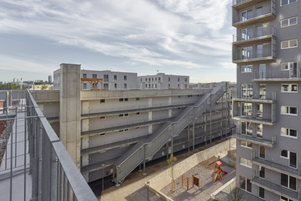 Energiebündel - view from the communal terrace, © Freimüller Söllinger Architektur, Photographer: Kurt Hoerbst