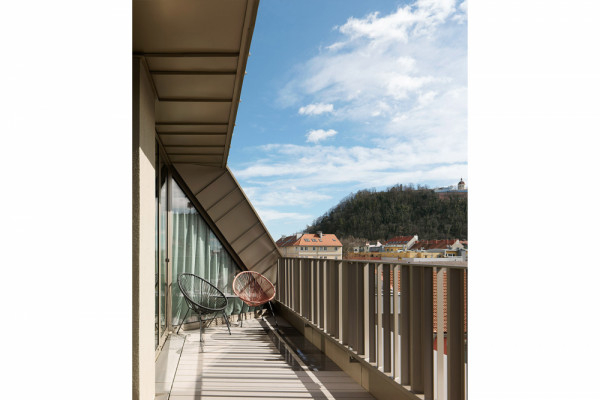 LENDHOTEL EXTERIOR BALCONY, © Paul Ott, Photographer: Paul Ott