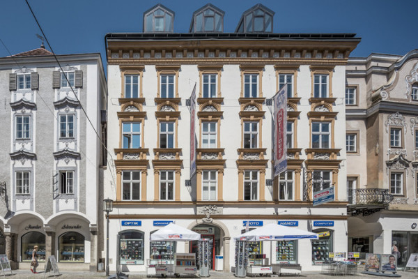 Hartlauer Haus Steyr, © Synthesa, Photographer: Synthesa