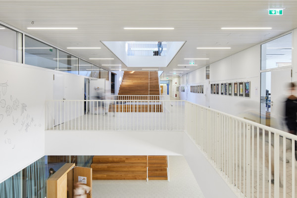 connecting stairs, Picturerights © EmilBlau