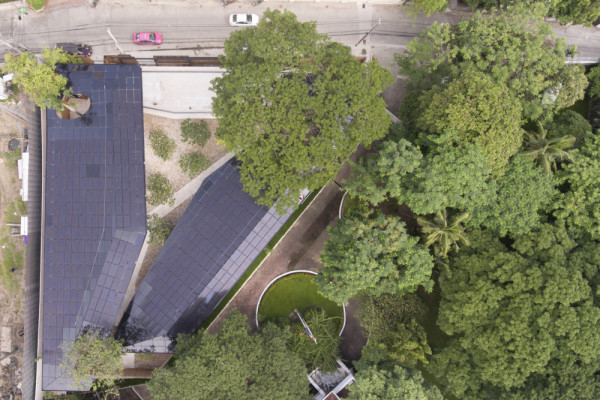 Austrian Embassy Bangkok Solar Roof, Picturerights © Pichak Thananchaibut / HOLODECK architects | Picture © Pichak Thananchaibut