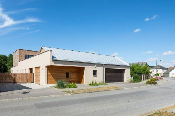 Atriumhaus NÖ, Picturerights © Knauer Architekten ZT GmbH | Picture © Rupert Steiner Atriumhaus NÖ, Picturerights © Knauer Architekten ZT GmbH | Picture © Rupert Steiner