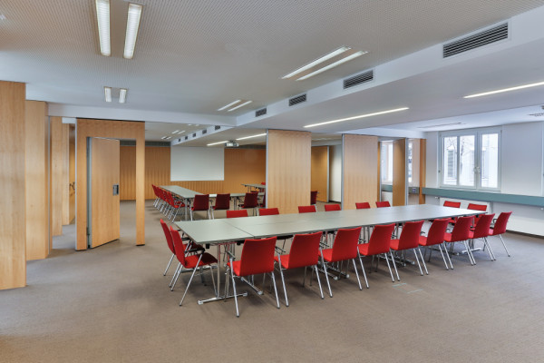 BHGU_Sitzungszimmer, Picturerights © Gyüre | Picture © Harald Tauderer BHGU_Sitzungszimmer, Picturerights © Gyüre | Picture © Harald Tauderer