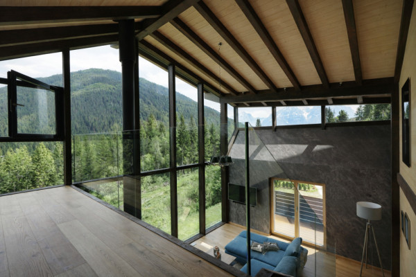 cozy alpine living room with mountain view irmgad reiter architect osttirol, Picturerights © iR Architektur