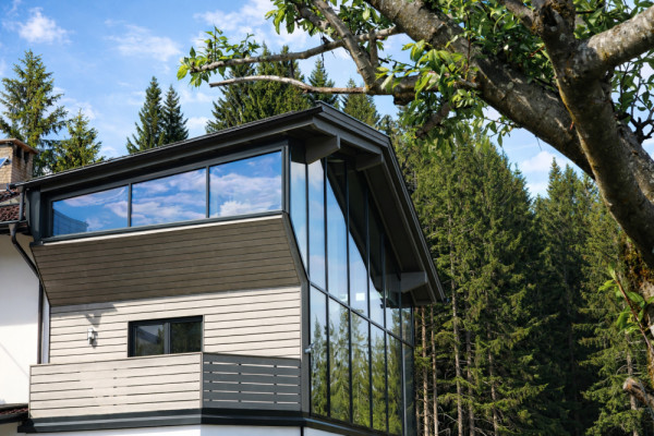 Modern house at forest's edge irmgard reiter architect osttirol chalet.png, Picturerights © iR Architektur