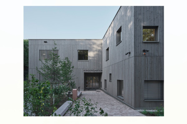 Ista-Kindergarten_Eingang + Platz, Picturerights © Work Space Architekten | Picture © David Schreyer