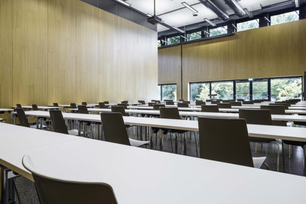 Hörsaal, Picturerights © Peter Litvai