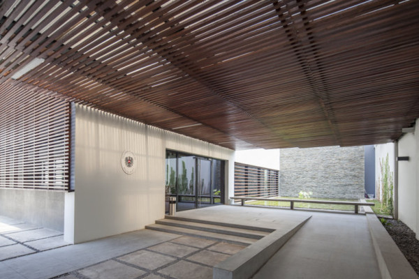 Außenansicht, Picturerights © Lucko Prawito