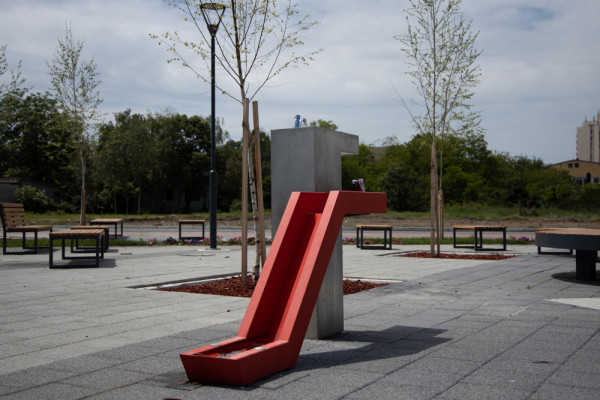 Inclusive water fountain, Picturerights © MZ Studio Architecture | Picture © Djordje Djeric Inclusive water fountain, Picturerights © MZ Studio Architecture | Picture © Djordje Djeric
