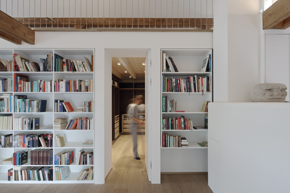 Bibliothek.jpeg, Picturerights © Christian Brandstätter