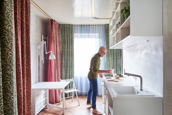 This new soft-wall housing typology manages to adapt to different needs with just a few simple movements., Picturerights © THE BAUKUNST DYNAMITES | Picture © Philip Kottlorz This new soft-wall housing typology manages to adapt to different needs with just a few simple movements., Picturerights © THE BAUKUNST DYNAMITES | Picture © Philip Kottlorz