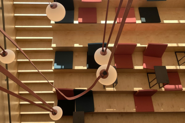 Lumis_Vienna_Seating_Stairs, Picturerights © SOP Architecture Lumis_Vienna_Seating_Stairs, Picturerights © SOP Architecture
