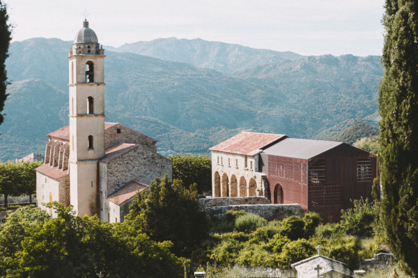 A_TAVELLA_Couvent Saint-François-@Thibaut Dini_ATA-1D9A8650-HD.jpg, Picturerights © @Thibaut Dini for Amelia Tavella | Picture © Thibaut Dini A_TAVELLA_Couvent Saint-François-@Thibaut Dini_ATA-1D9A8650-HD.jpg, Picturerights © @Thibaut Dini for Amelia Tavella | Picture © Thibaut Dini